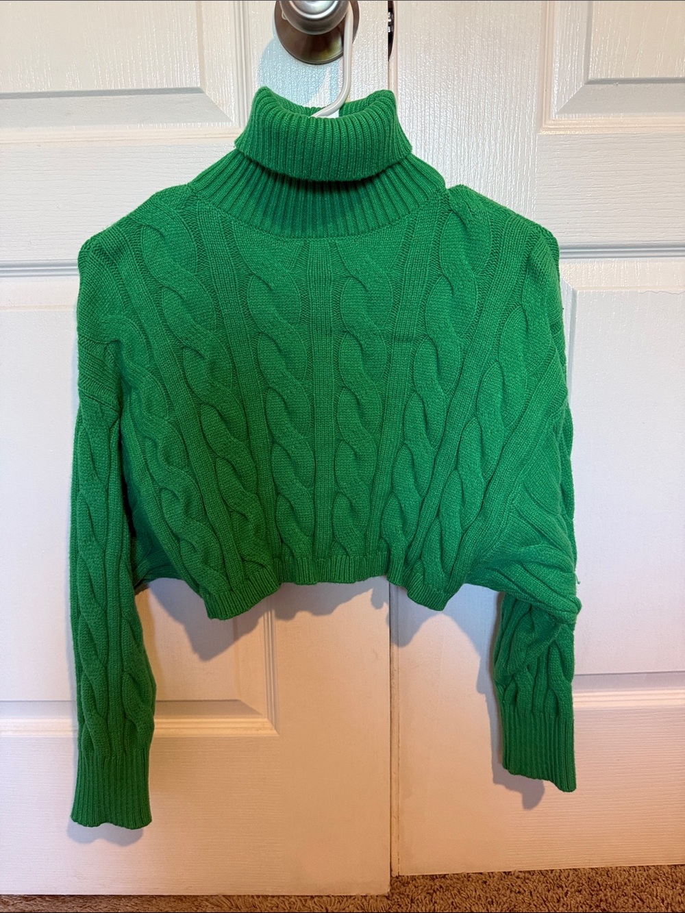 Forever 21 Green Cable Knit Cropped Turtleneck Sweater